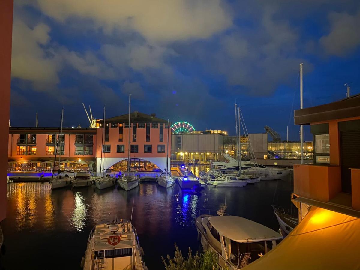 Le Finestre Sull'Acquario Lägenhet Genua Exteriör bild